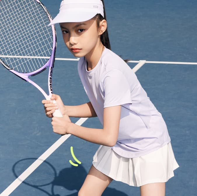 白コーデ プリーツテニススカート 軽量通気