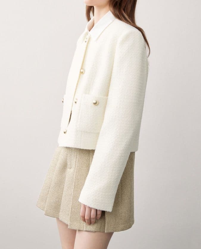 白コーデ シンプルツイードジャケット