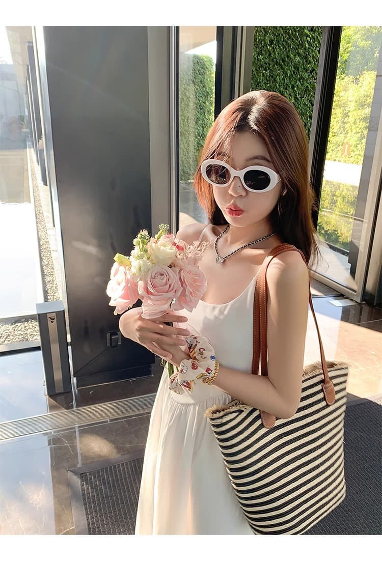 白コーデ 白コーデ 優美なキャミソールフレアワンピース