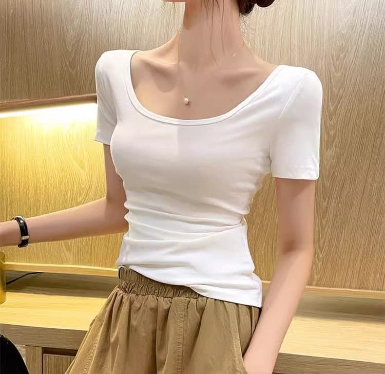 白コーデ シンプル丸襟ベーシック半袖シャツ