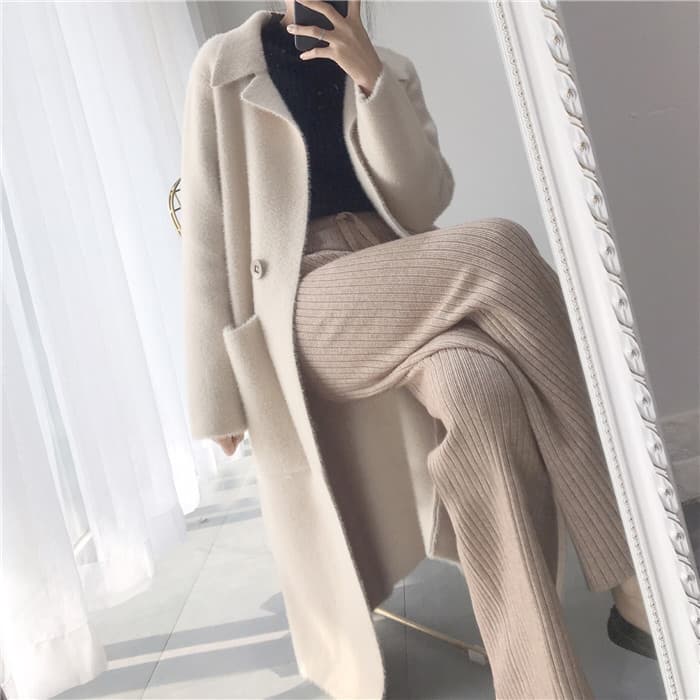 上品なダブルボタンロングウールコート🧥